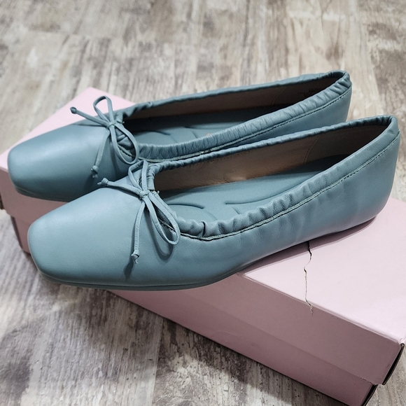 Louise Et Cie Lo-Ariell Ballet Flat Artic Mist Sienna Silk Women's Size 6 M - Picture 2 of 7